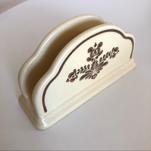 Pfaltzgraff Vintage Village Brown Beige Casserole Dish Napkin & Candle Holder - Picture 8 of 9